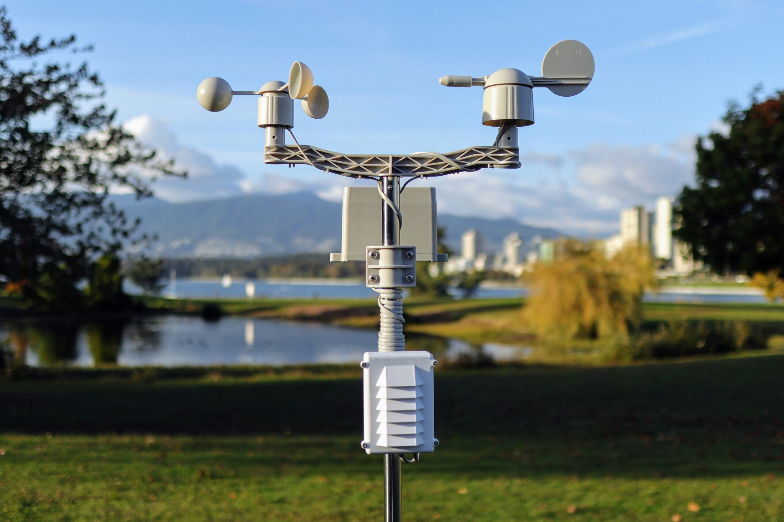 How 5G Technology is Revolutionizing Global Connectivity in 2025